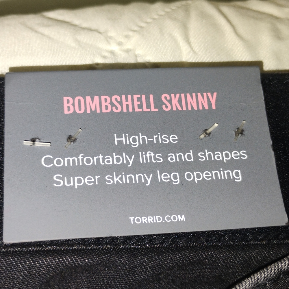 Torrid Bombshell Skinny Jeans - Black